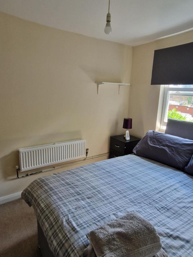 Maidstone Heights III - 1 Bedroom In Maidstone! ภายนอก รูปภาพ